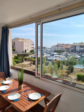 Appartement avec vue exceptionnelle sur la marina